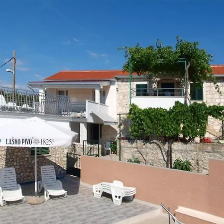 House Neda Holiday home